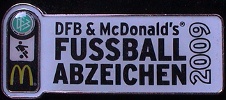 DFB-Andere/DFB-McDonalds-Fussballabzeichen-2010.JPG